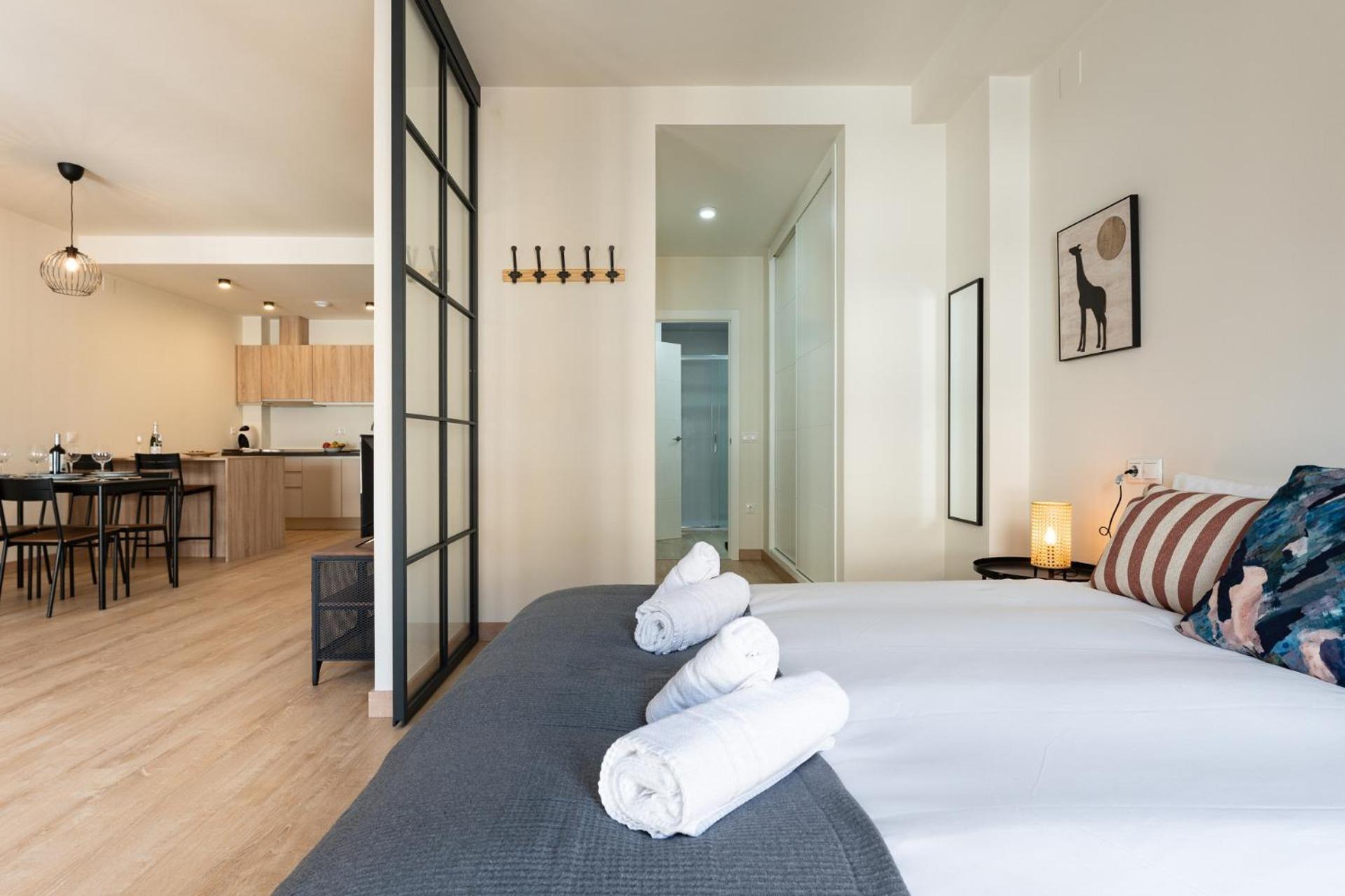 Malagasuite Comfortable Home Apartments Eksteriør bilde